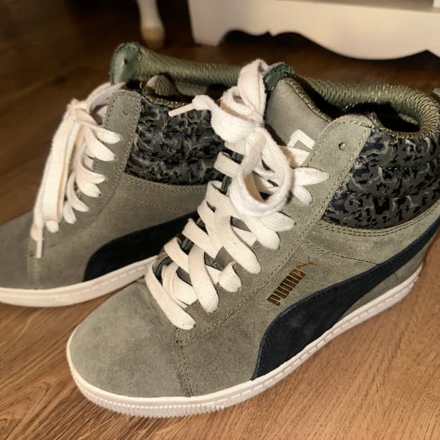 퓨마 웨지운동화 