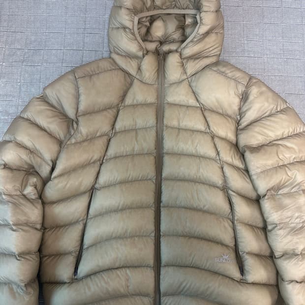 썬러브 SUNLOVE 후드 경량패딩 스톤 M