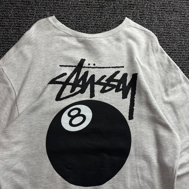 스투시 8볼 빅로고 크루넥 맨투맨 3948