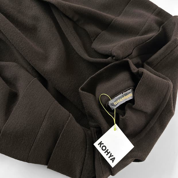 80s 이세이 미야케 울 티어드 숄더 모크넥 니트