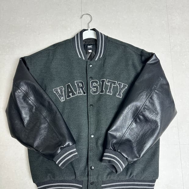 TWN 바시티 자켓 딥그레이(L size)