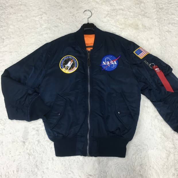 알파인더스트리트 나사 MA-1 항공점퍼 DD06