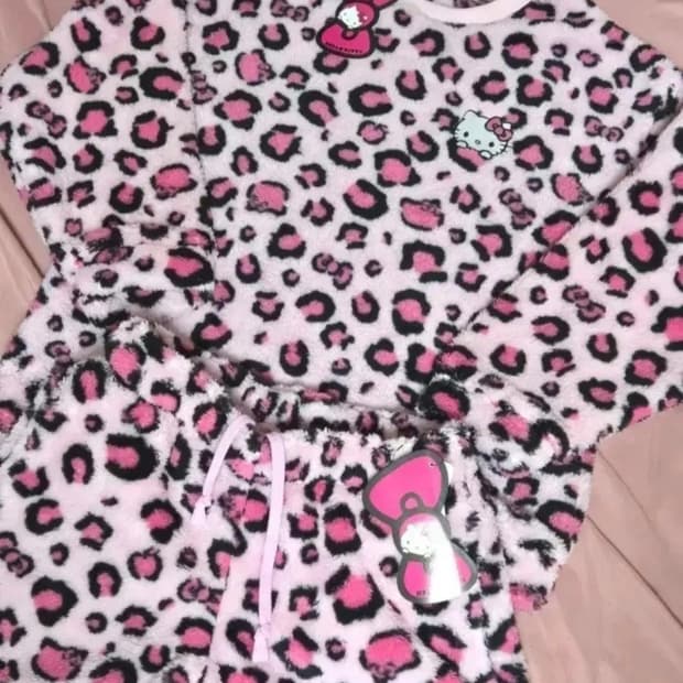 헬로키티 갸루 셋업 4종 악마 키티 핑크 레오파드 호피 키티 오네갸루