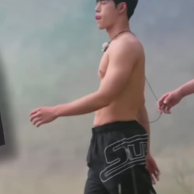 슈프림 빅 로고 나일론 쇼츠 블랙 - 25SS,L