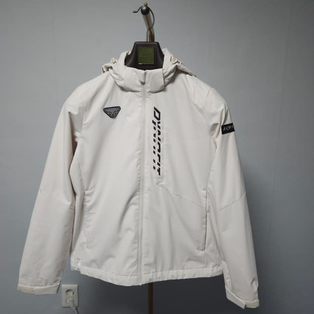 95 ) 다이나핏 여성 바람막이