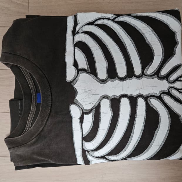 뤡코즈 블라인드파일즈 본즈 롱슬리브