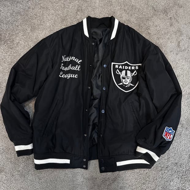 NFL x GU 오클랜드 레이더스 스타디움 바시티 자켓M-L