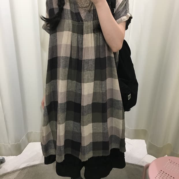 모리걸 브이넥 체크 원피스