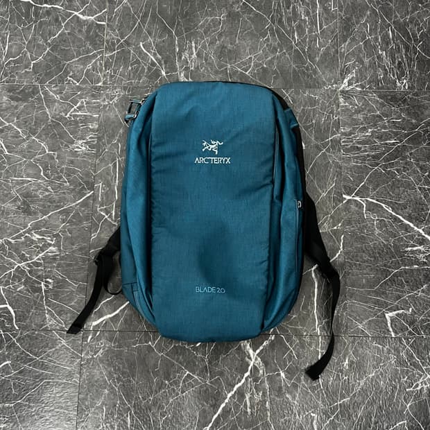 아크테릭스 블레이드 백팩 20L