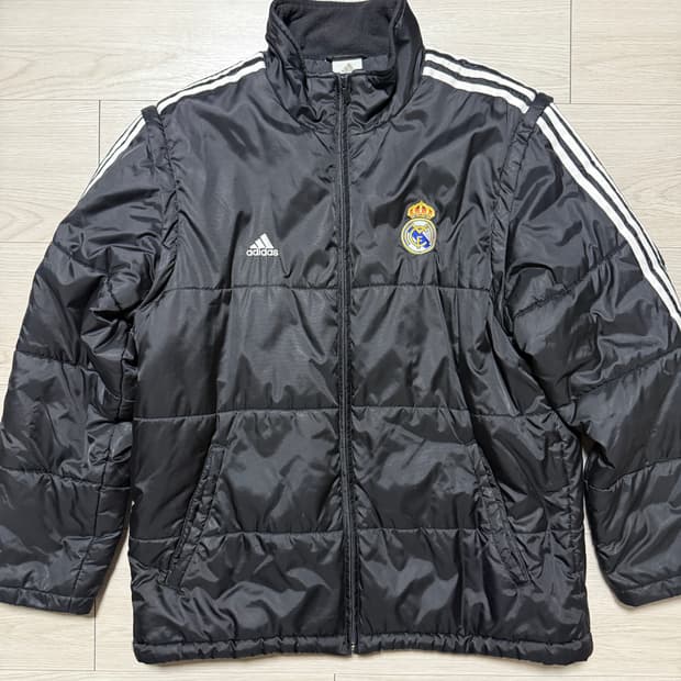 대장급 아디다스 레알마드리드 점퍼 패딩