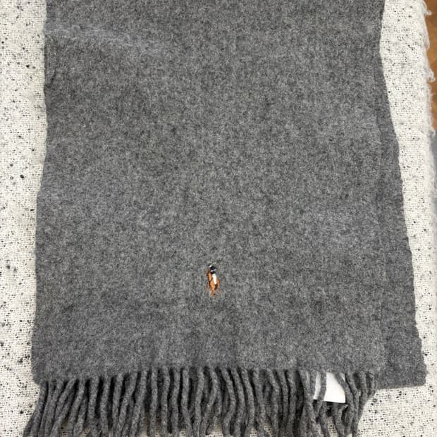 N233. 폴로 머플러 