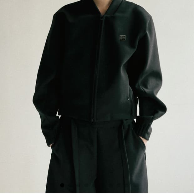 (새상품)배드블러드 비욘드 캐시 소프트 집업 자켓