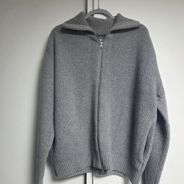 홀리선 마샬풀업집업 라지