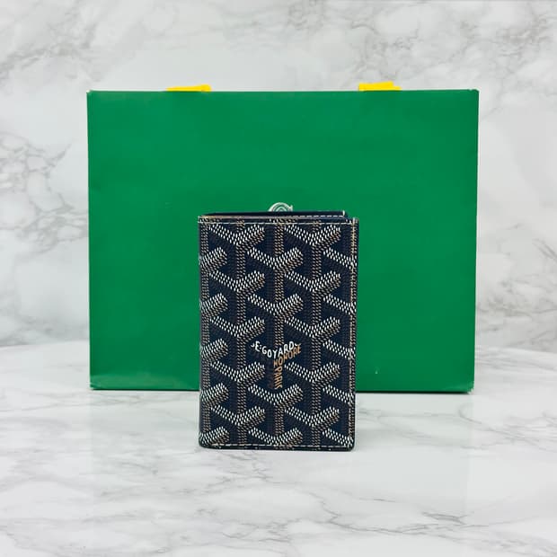 고야드 생피에르 카드지갑 네이비-12 상태 