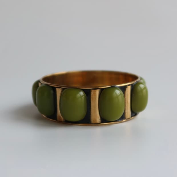 olive stone bangle