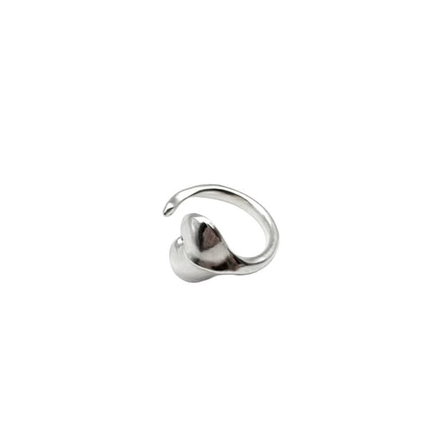 02 cheeks open ring