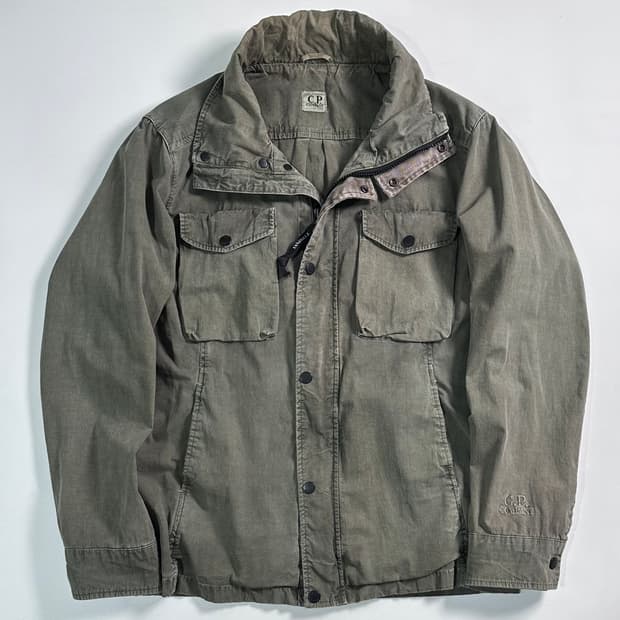 Cp컴퍼니 카키 페이딩 투포켓 자켓