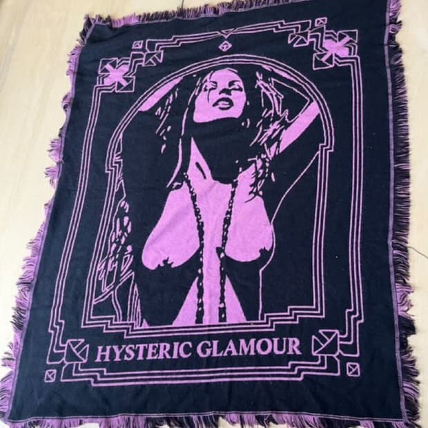 히스테릭 글래머 러그 카펫