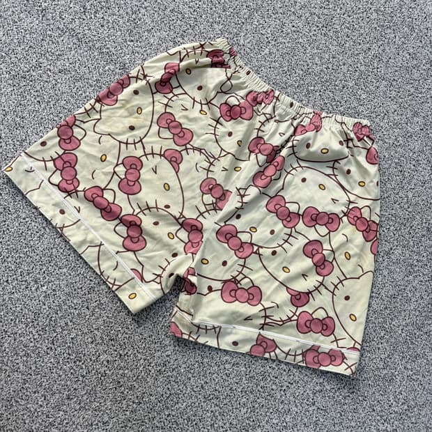 실측확인 키티 잠옷 반바지(얼룩확인) 0416J