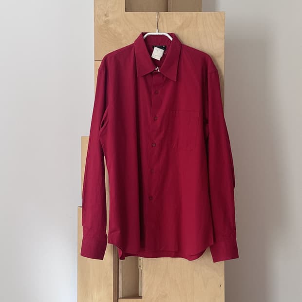 agnes b. homme Shrit