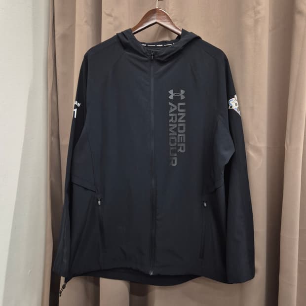언더아머 윈드브레이커 자켓 2XL