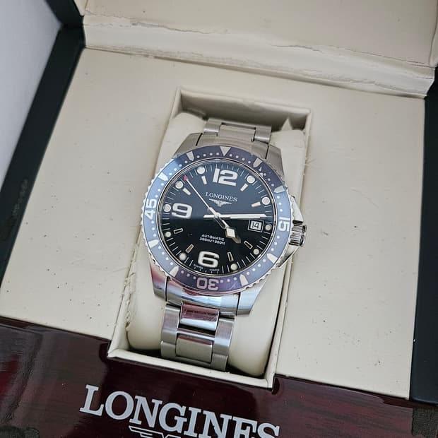 론진 하이드로콘퀘스트 오토메틱 39mm 청판