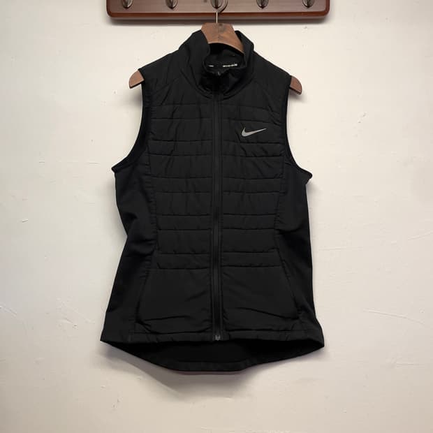 나이키 (우먼) 러닝 경량 패딩 베스트  