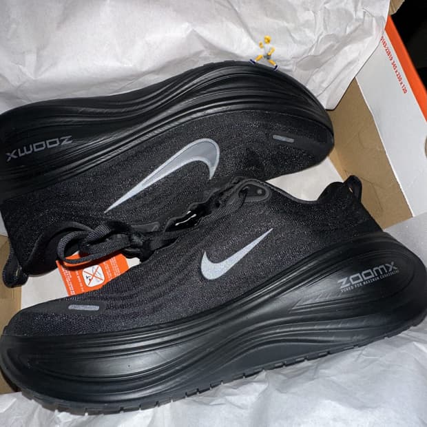 나이키 보메로 플러스 270 급처 