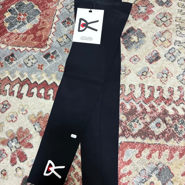 디스트릭트비전 암슬리브