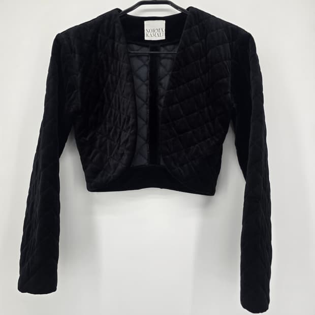 NORMA KAMALI 벨벳 크롭 자켓 퀼팅 볼레로