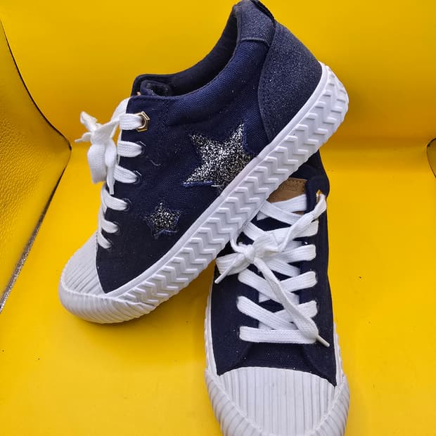 메이듀(MAYDEW) 스니커즈 245