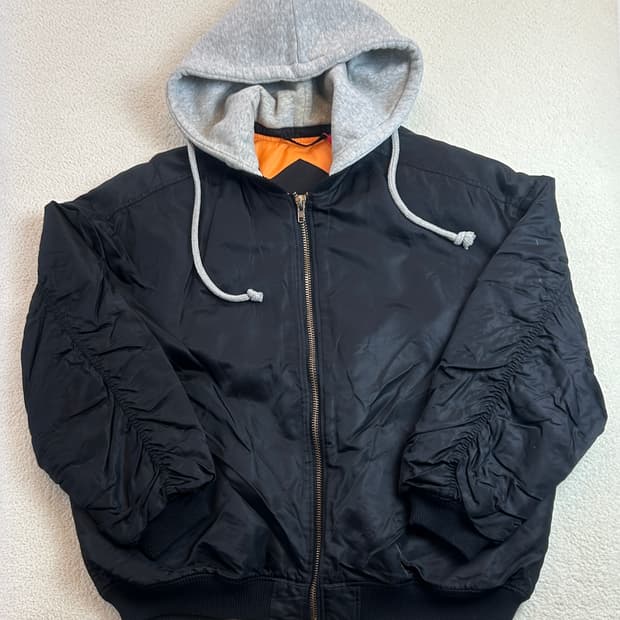 Ma-1 후드 항공점퍼