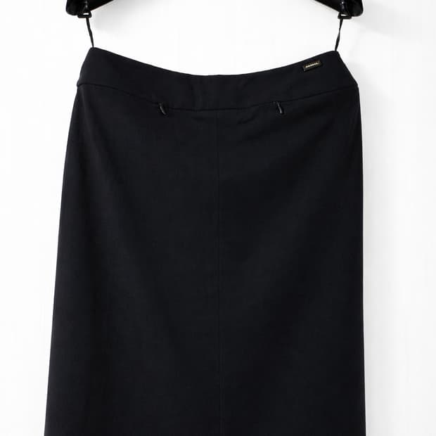샤넬 블랙 미디 스커트 40