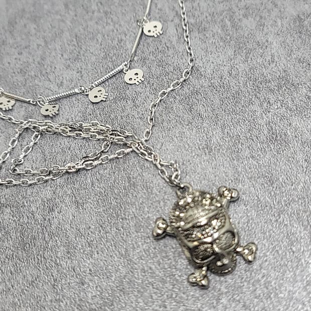 스컬 해골목걸이