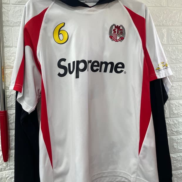 슈프림 후드 사커 저지 화이트 M