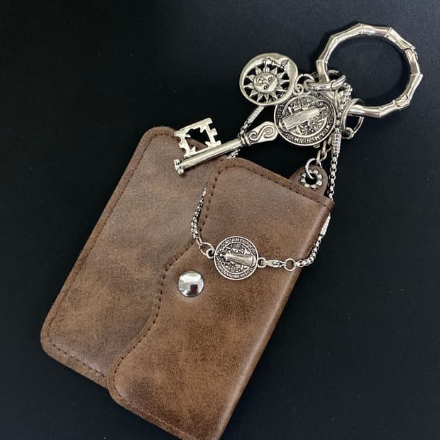 브라운 카드지갑 키링