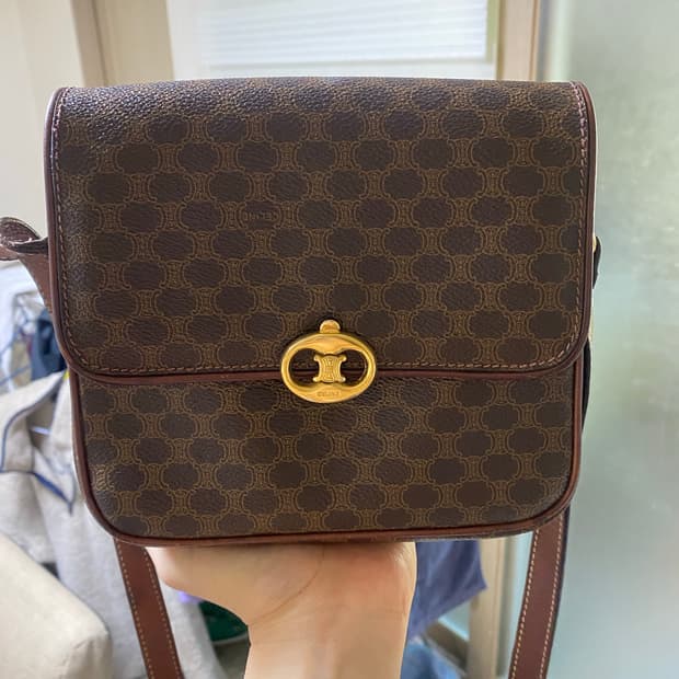 셀린느 빈티지 마카담 크로스백