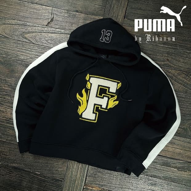 [푸마 X 리한나] 그래픽 자수 오버핏 크롭 후드티 블랙 M19283