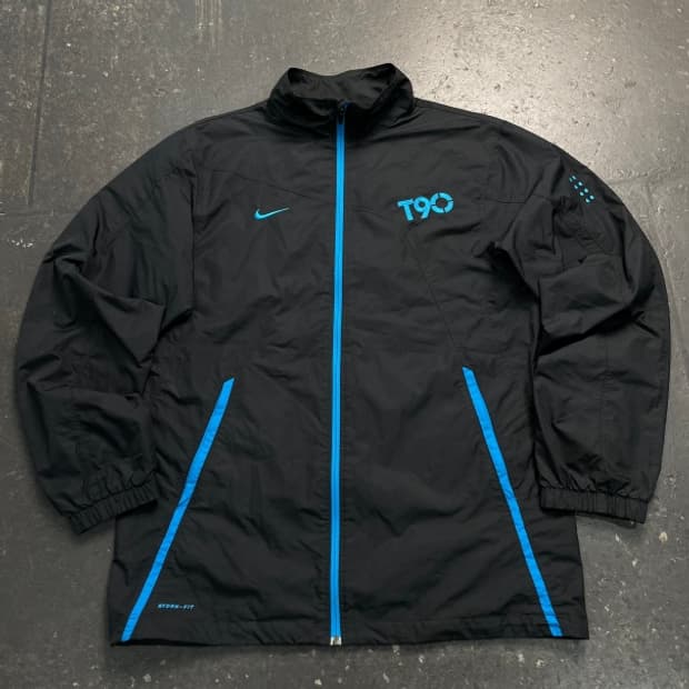 100 나이키 T90 스우시 로고 바람막이