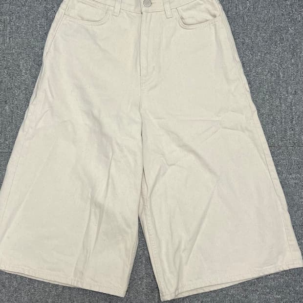 코스 버뮤다 데님 팬츠