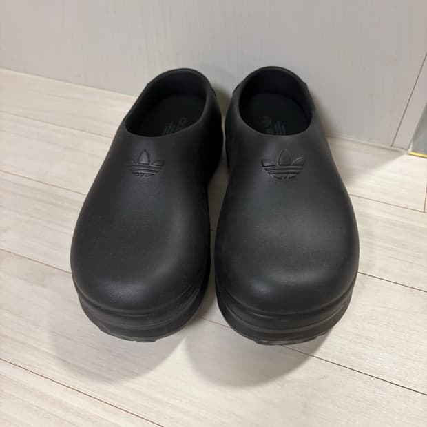 아디다스 아디폼 스탠 스미스 뮬 코어 블랙