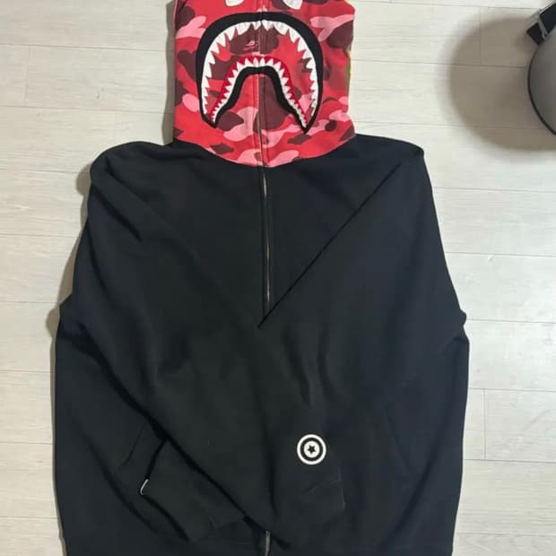 M] 베이프 OG 헤드적계 루즈핏 샤크 후드집업