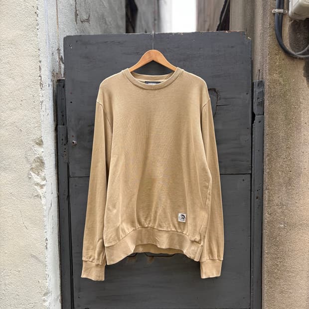 디젤 패치 스웻셔츠