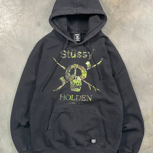 스투시 X 홀든 카모스컬 스웻후드