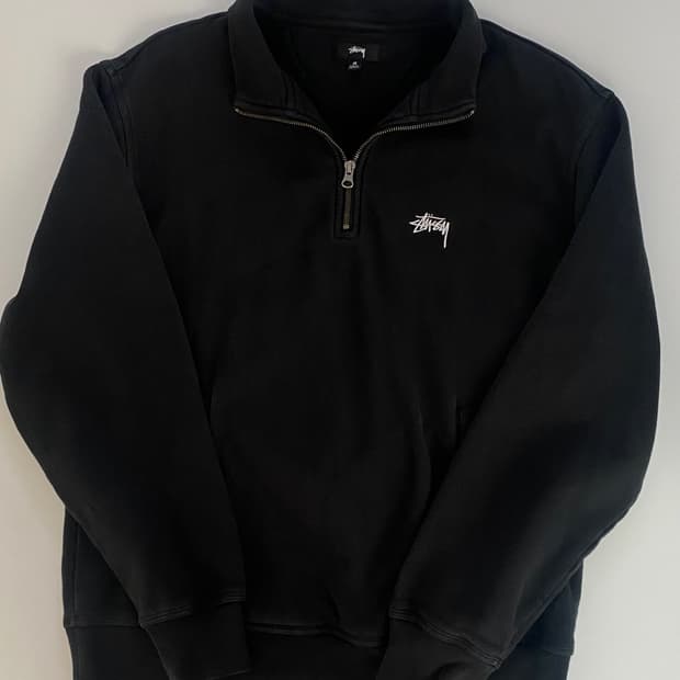 스투시 반집업 맨투맨