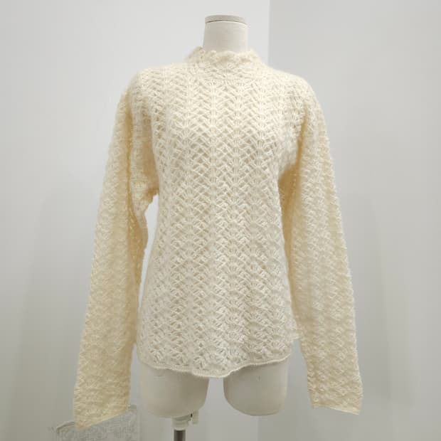 아이보리 레이스 모헤어 진주장식 니트