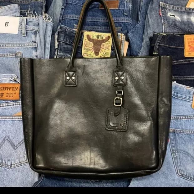빌리커크 Bilikirk 블랙 레더 토트백 Made in USA