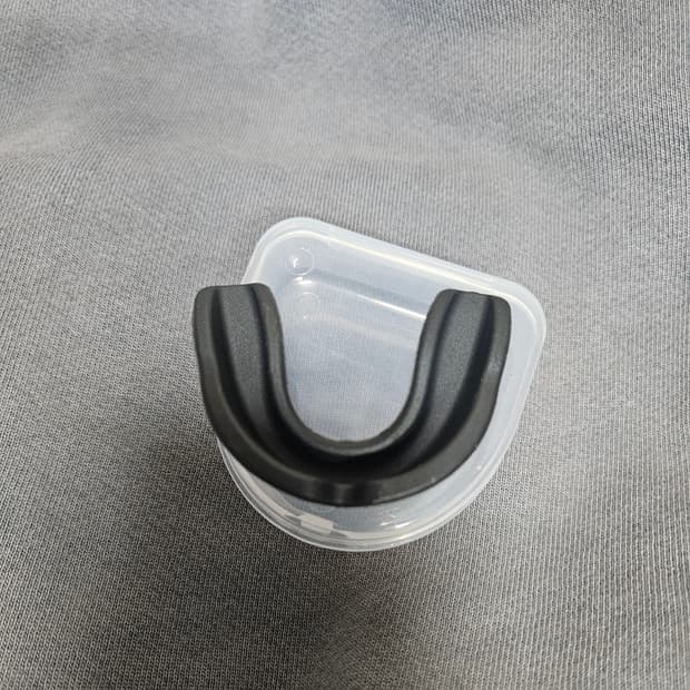 칸예 마우스가드