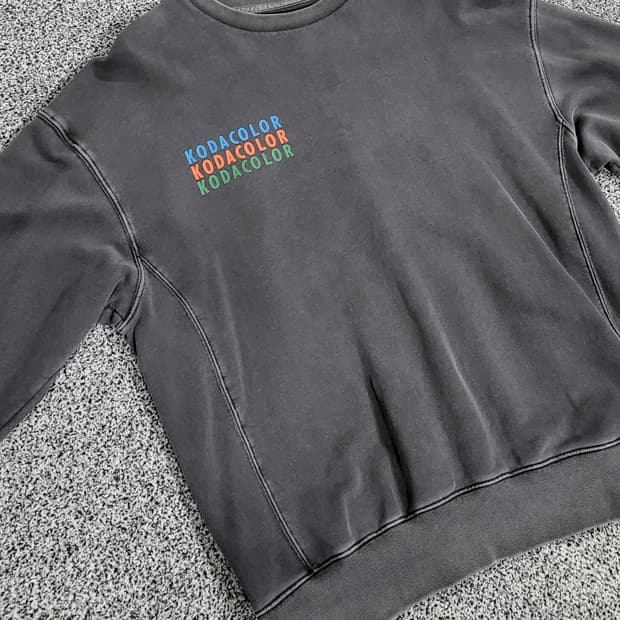 코닥 피그먼트 맨투맨