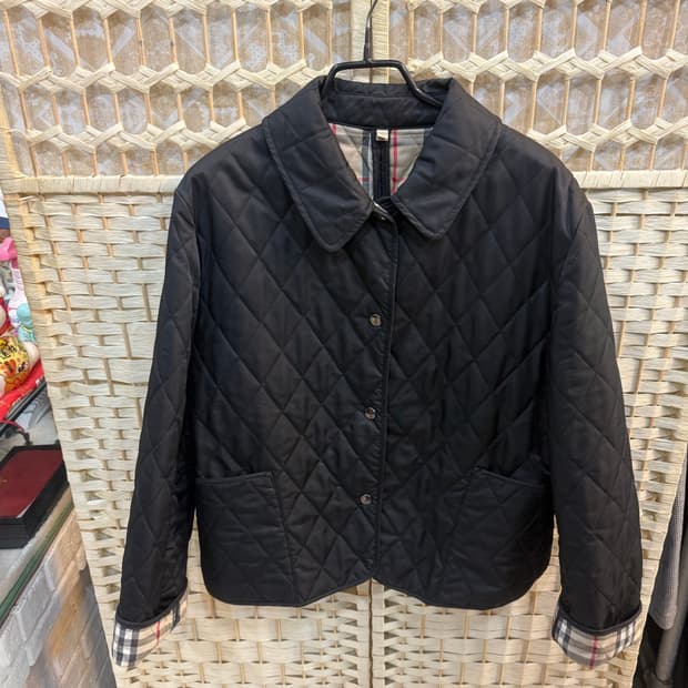 66-77 정품 버버리 누빔자켓 팝니다
